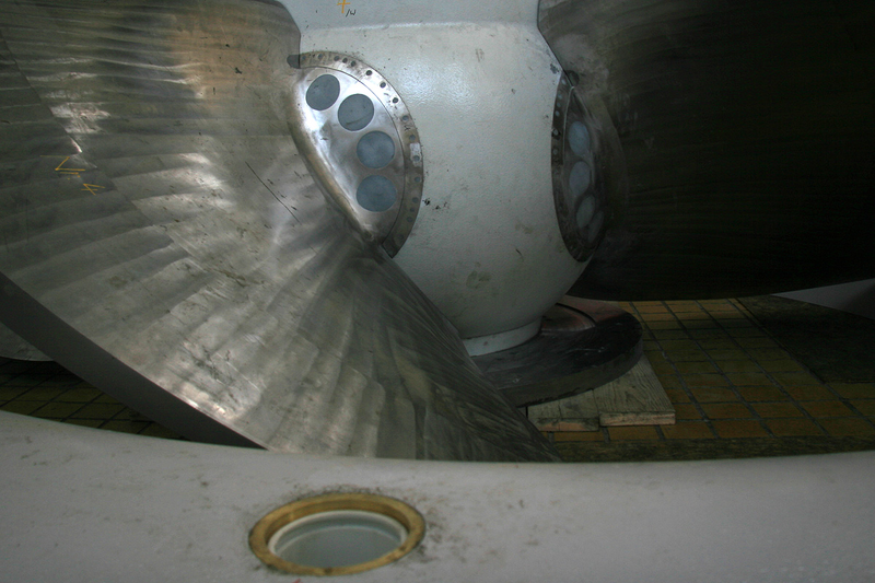 Illustration for article titled A Rare Look Deep Inside an Old-Fashioned Hydroelectric Power Plant